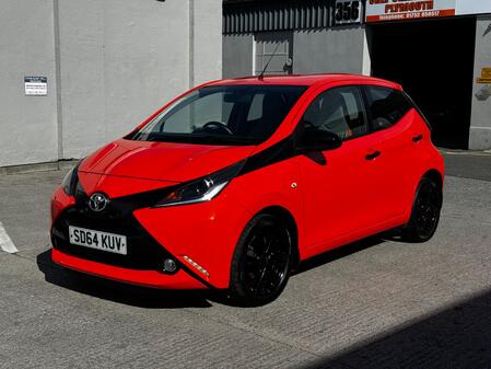 TOYOTA AYGO 1.0 VVT-i x-cite